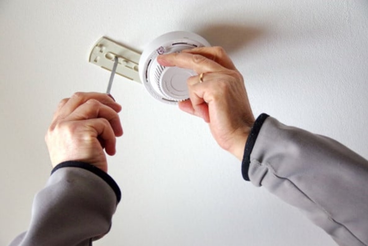 Installer un détecteur de fumée